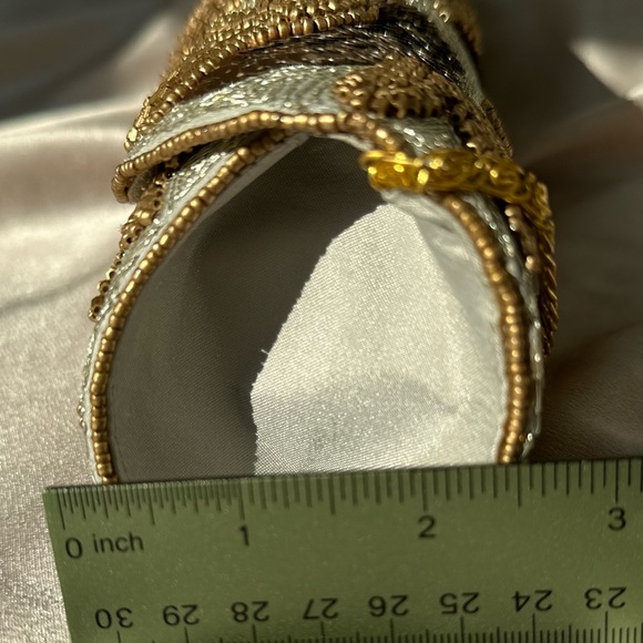 David Jeffrey hand beaded tube clutch BNWT - Picture 4 of 9